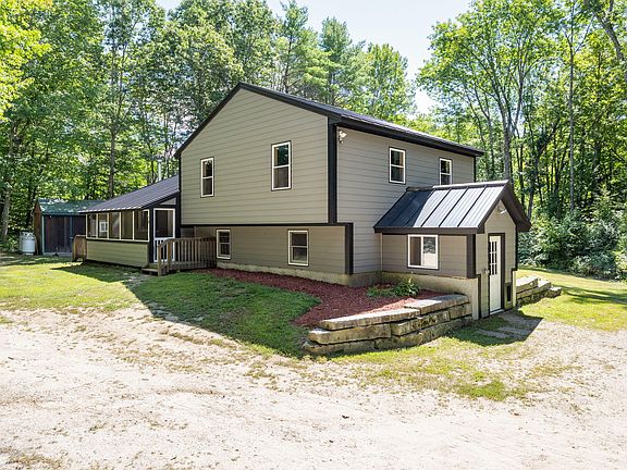 2nd image of 14 Conesca Road