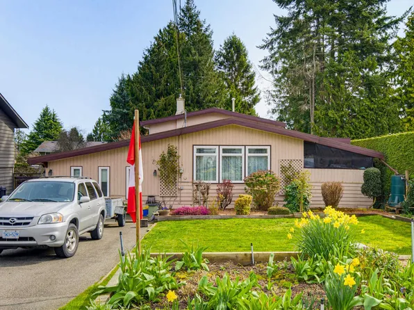 466 55th St, Delta, BC V4M 3J7