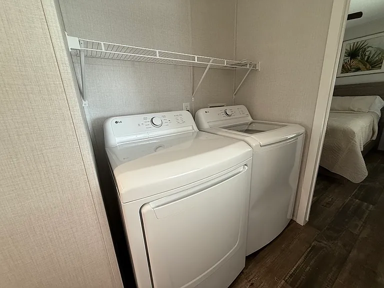 6702 Lakewood Dr #124 — Photo 9