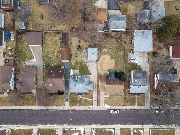 4th image of 2325 W Sherman Ave