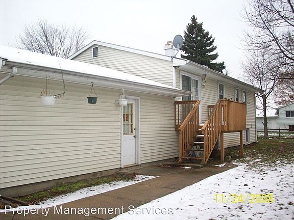 4th image of 2637 Frances Ave