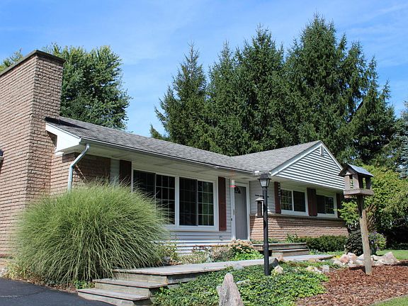 3rd image of 7770 Walters Dr