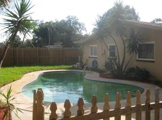 285 Clearwater Largo Rd S, Largo, FL 33770