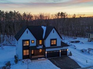 734 Ensconced Way, Chaska, MN 55318