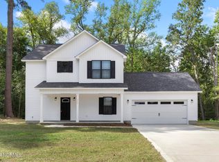 117 Bayside Dr, Sneads Ferry, NC 28460