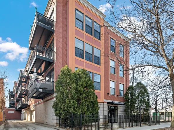 3944 N Claremont Ave Unit 408, Chicago, IL 60618