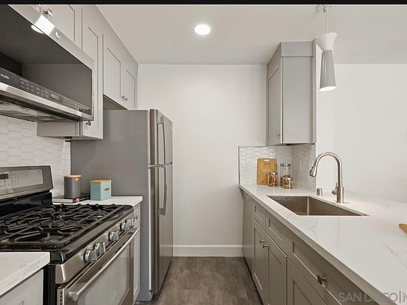 3rd image of 5700 Etiwanda Ave Unit 234