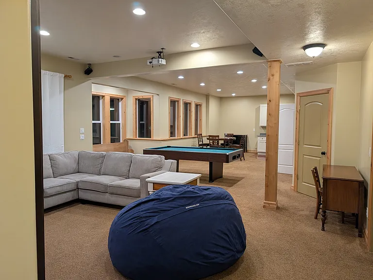 1435 E Canberra Dr — Photo 22