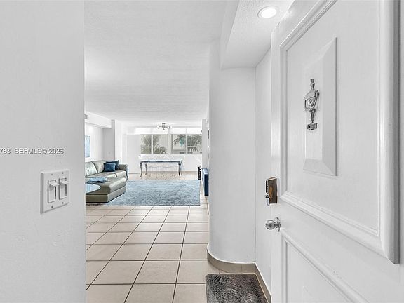 4th image of 5005 Collins Ave APT 824
