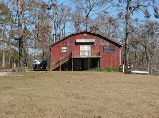 674 May Dr, Onalaska, TX 77360