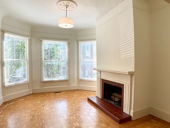 3rd image of 129 Eureka St #0