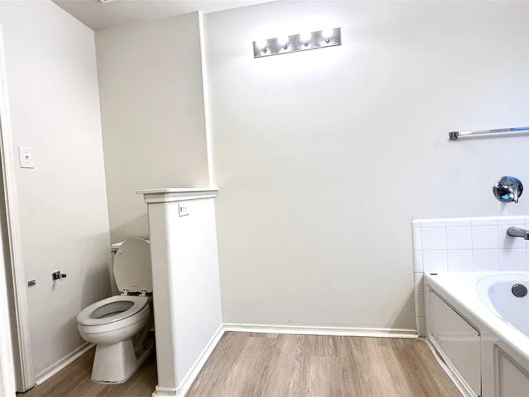6818 Hampden Point Ct — Photo 12