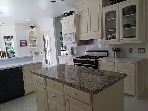4th image of 5335 Westerdale Dr