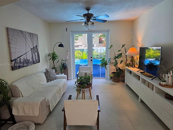 5th image of 16011 SW 87th Ter