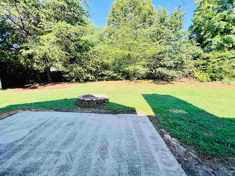 116 Bibb Dr — Photo 42