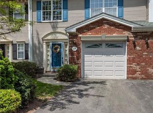 63 Sapphire Ln #454, Franklin Park, NJ 08823