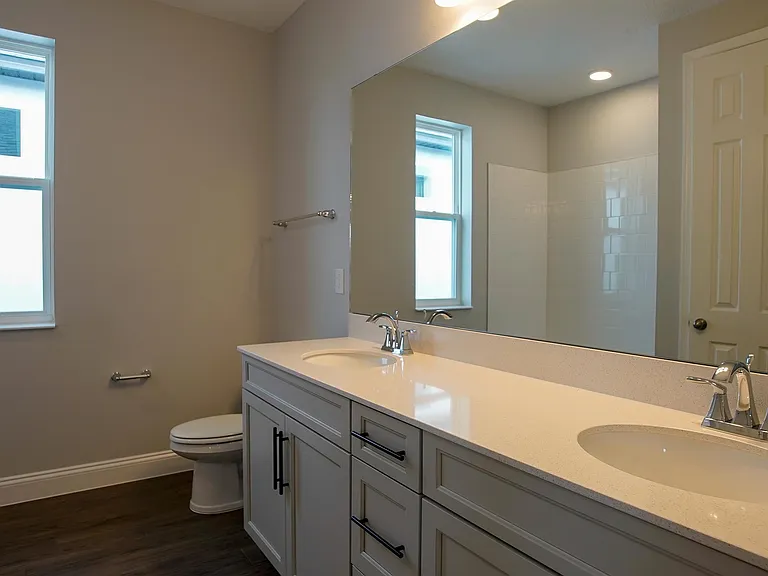 12182 Eastmoor Dr — Photo 24