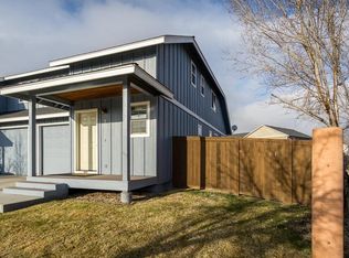 20850 NE Sierra Dr, Bend, OR 97701