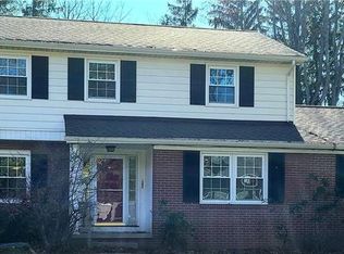 25 Norwick Dr, Youngstown, OH 44505