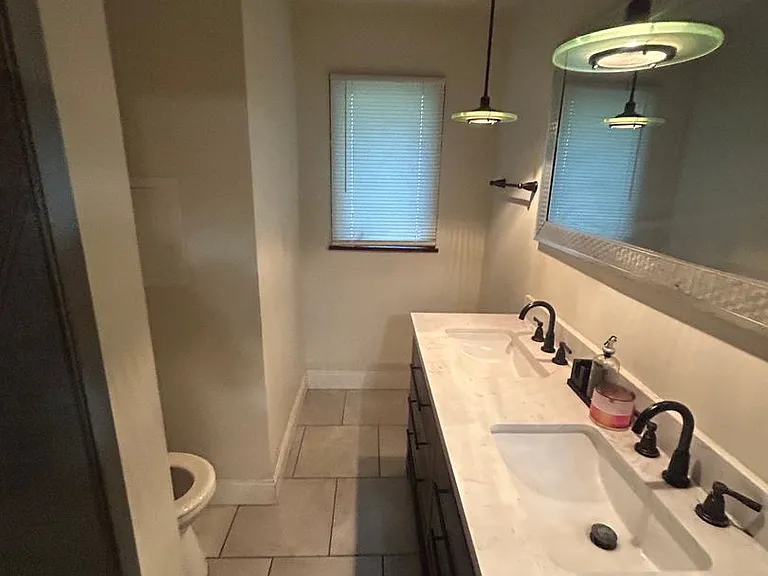 2277 Jennings St — Photo 7