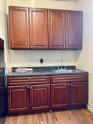 4th image of 1382 Saint Johns Pl APT 7