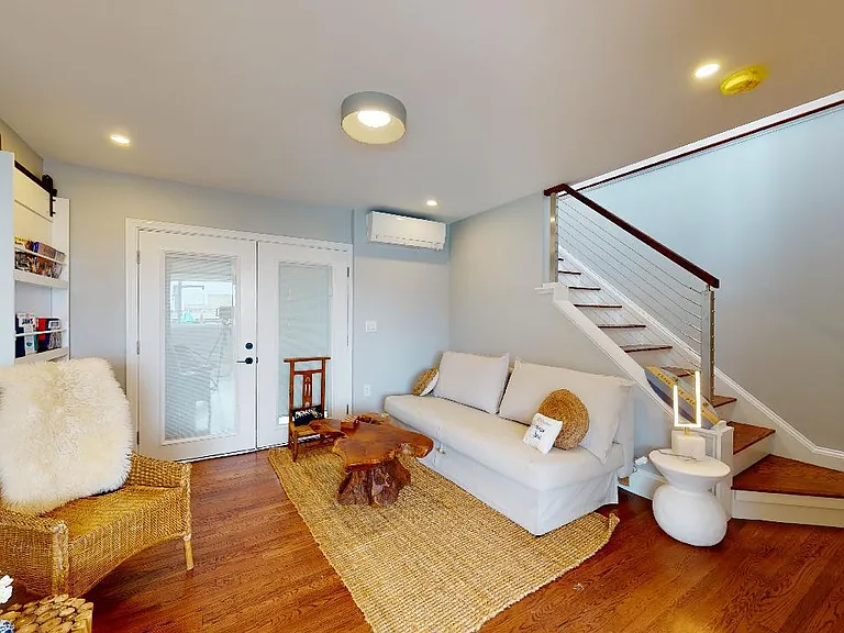 17 Mount Pleasant St — Photo 31