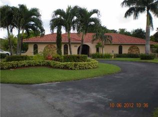 2011 S Red Rd, Miami, FL 33155