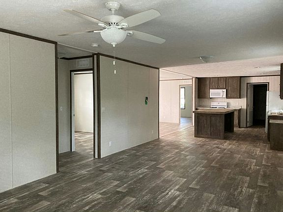 2nd image of 2800 W Memorial Dr #114