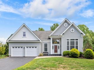 81 Vista Way, Bloomfield, CT 06002