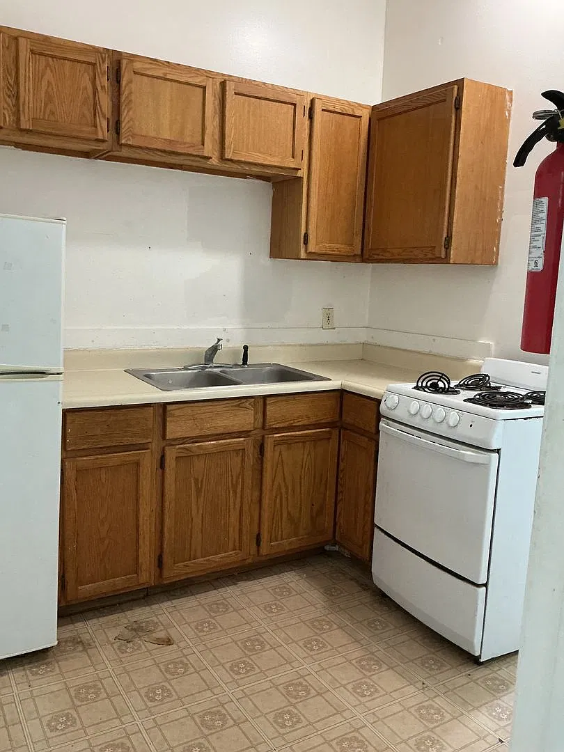 11 N. Normal (Bushwood Properties LLC) — Photo 4