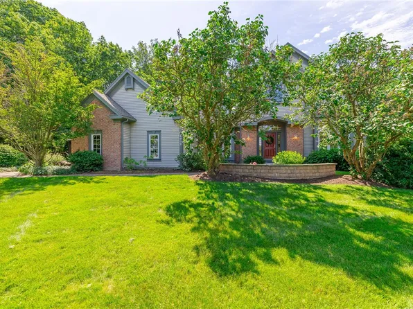 6959 Morgan Cir, Victor, NY 14564