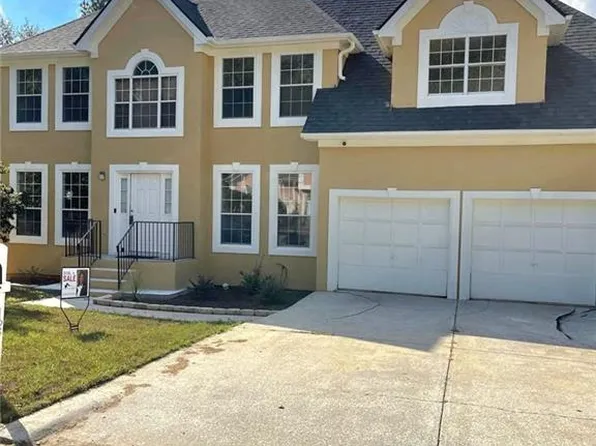 1276 Huntington Place Cir, Lithonia, GA 30058