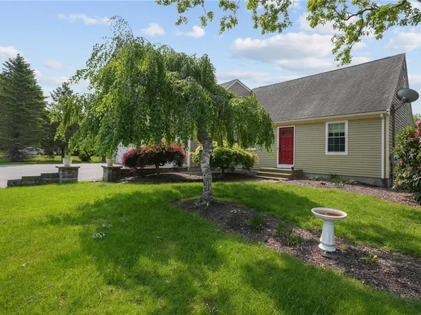 26 Ridgeside Ln, Tiverton, RI 02878