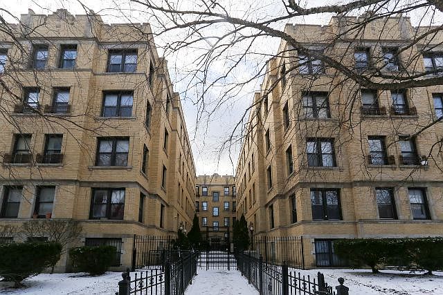 1st image of 4608 N Beacon St #3C