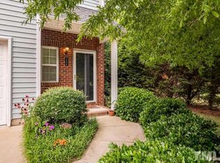 245 Plaza Dr UNIT E, Chapel Hill, NC 27517