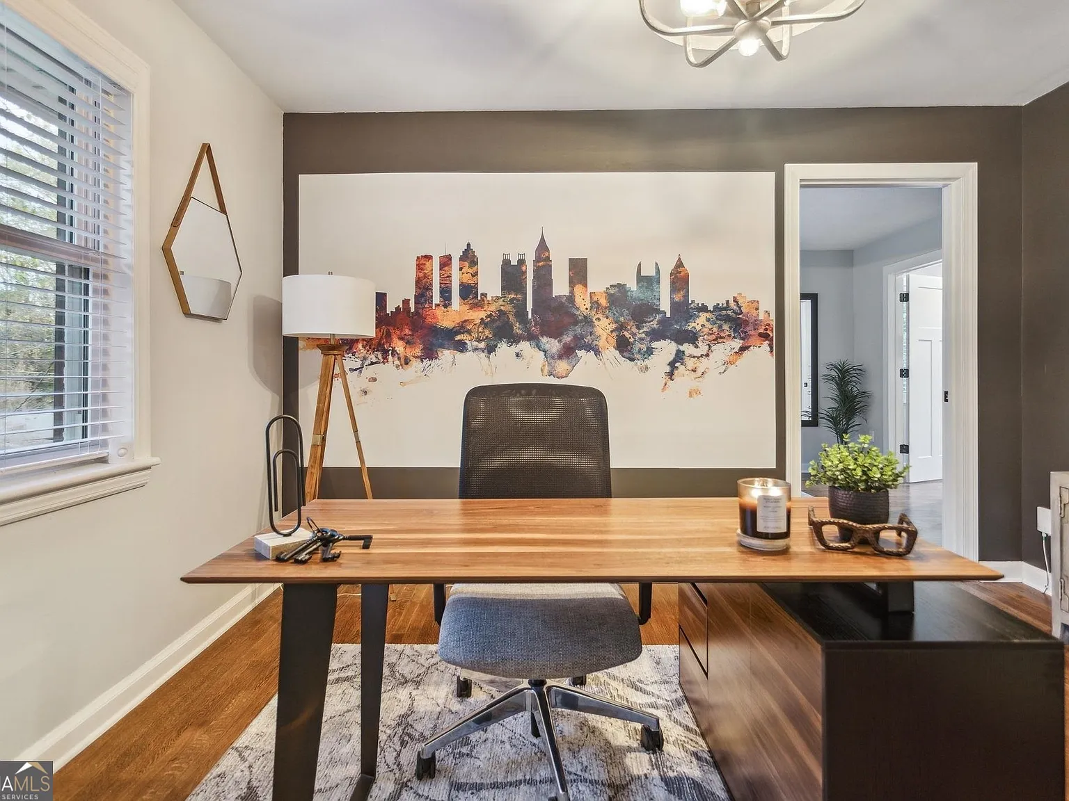 4 bed, 3.5 bath, $6,717 — Photo 4