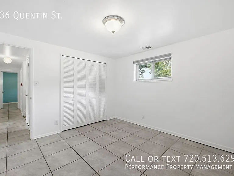 536 Quentin St — Photo 21