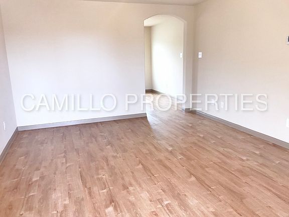 3rd image of 5746 Long Arbor Ln