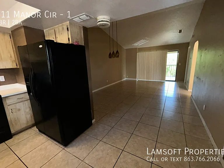 511 Manor Cir #1 — Photo 49