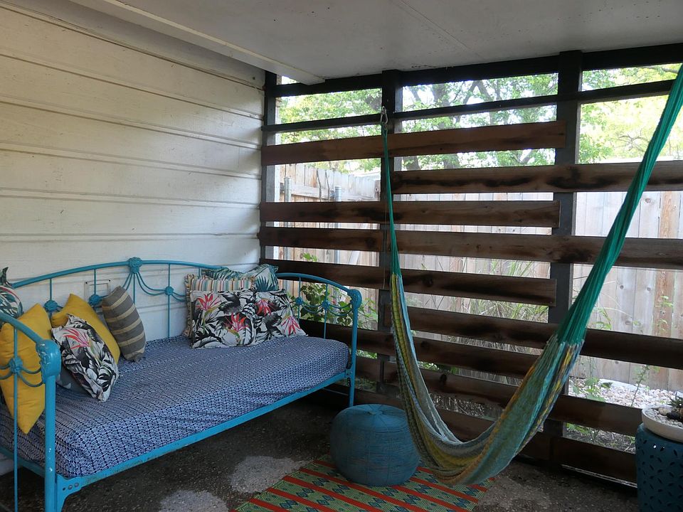1st image of 8003 Vinewood Ln