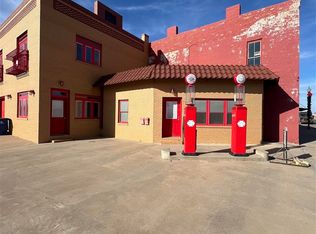 224 S Main St, Hennessey, OK 73742