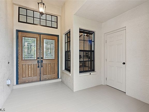 5th image of 8185 Breton Cir