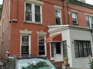 4220 Ithaca St, Elmhurst, NY 11373
