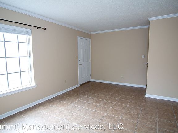 2nd image of 1750 Jefferson Ave APT 3