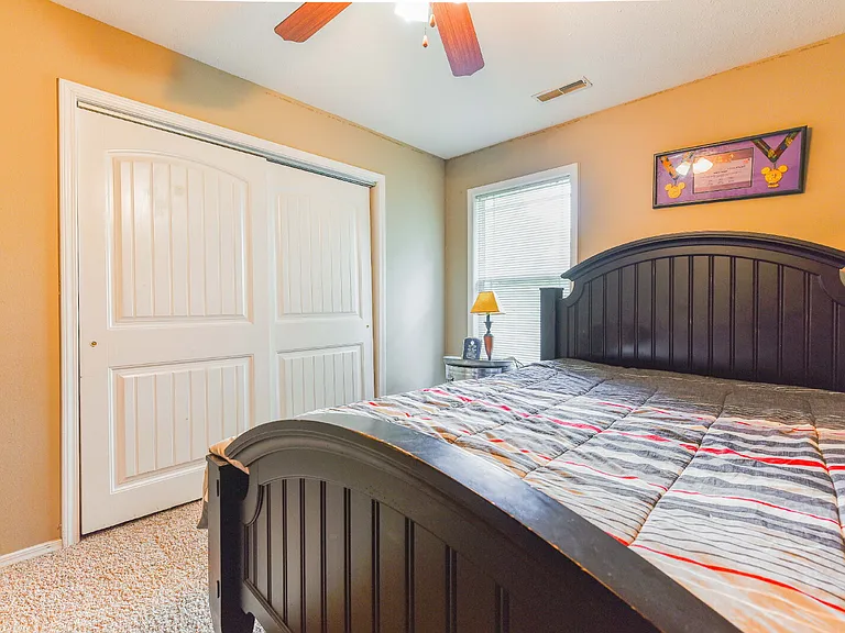 370 Southwoods Way — Photo 28