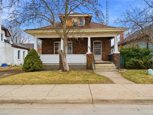 203 Brock St, Brantford, ON N3S 5W8