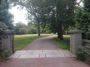222 Warren St, Brookline, MA 02445