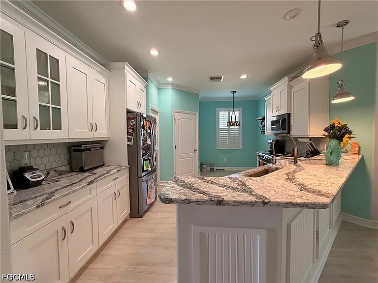20239 Cypress Shadows Blvd — Photo 6