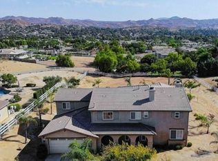 17197 Birch Hill Rd, Riverside, CA 92504