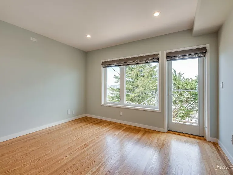 172 Burlwood Dr — Photo 30